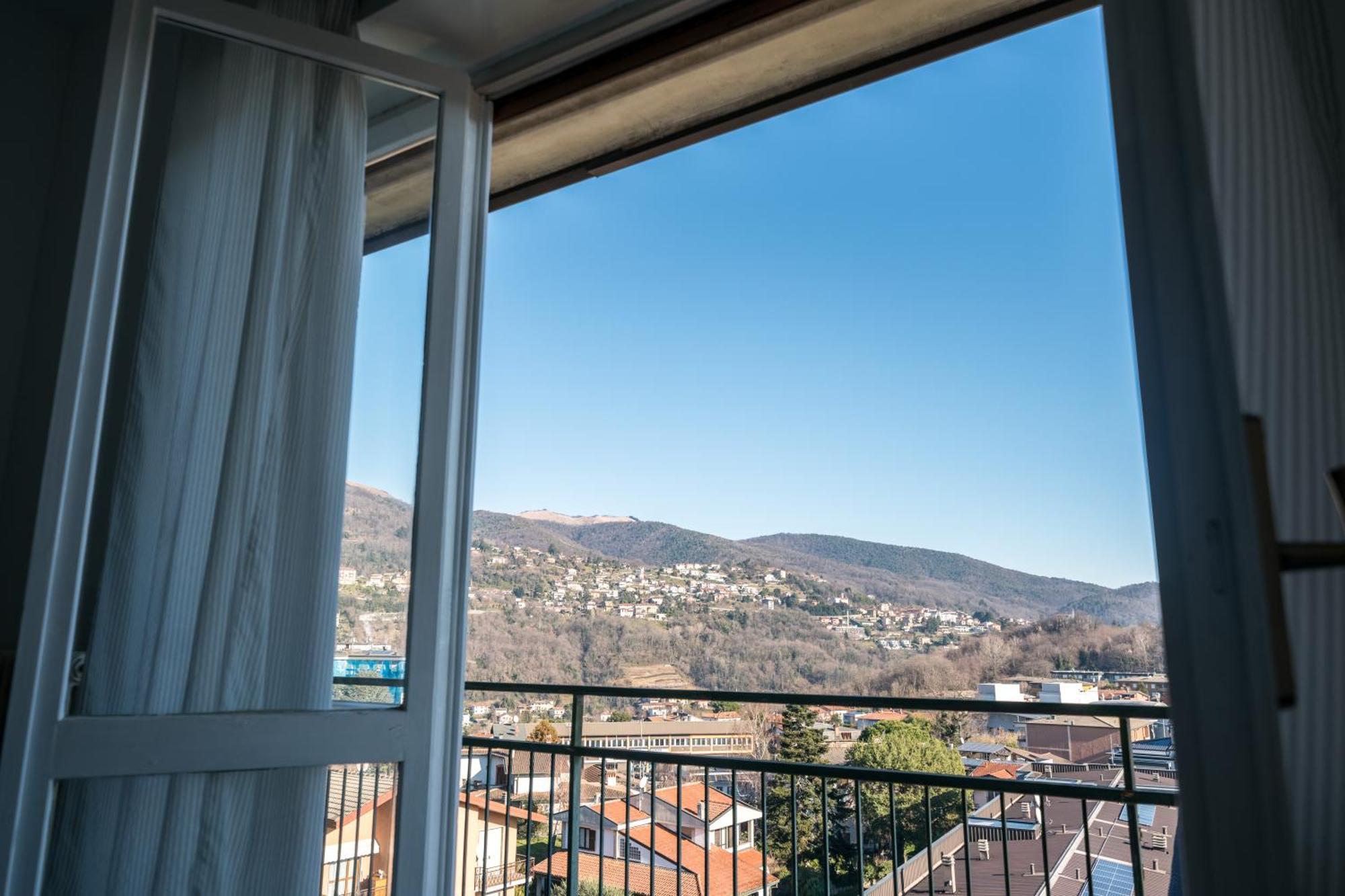Como Bike & Family Apartment Zewnętrze zdjęcie